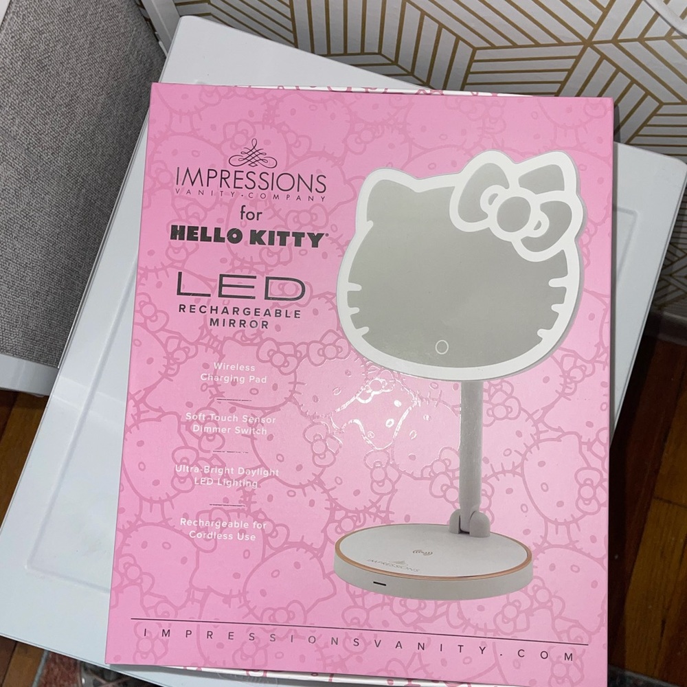 Impressions Vanity x Hello Kitty LED Mirror
